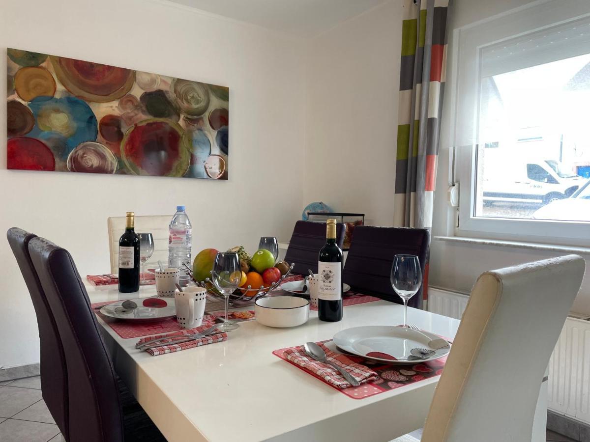 Large Room In Schuttrange Free Parking 10Mins To Airport Excellent Customer Services エクステリア 写真